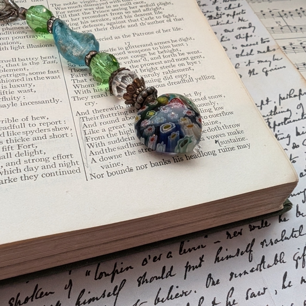 Colorful Beaded Keychain - Picture 10 of 11